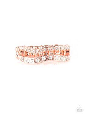 Paparazzi Ring (R132)